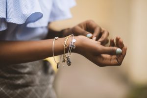 How to encourage people to Buy Jewellery Online?