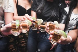 How to Plan a Perfect Office Party with a DJ?